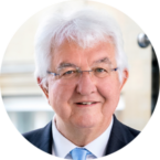 Porträt von Robert Holzmann